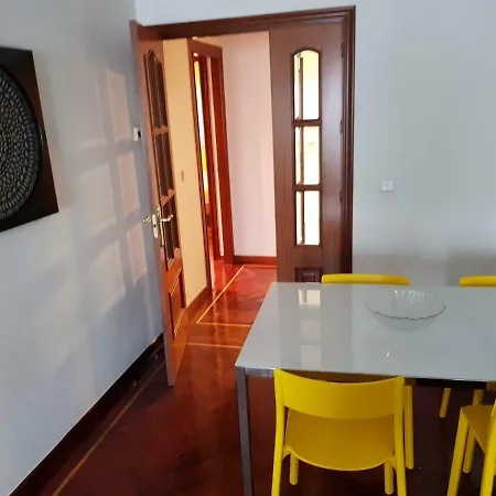 Διαμέρισμα Apartamento Con Garaje Βίγκο